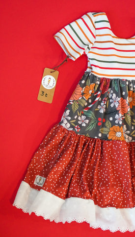 3T Magnolia Knee Length Dress